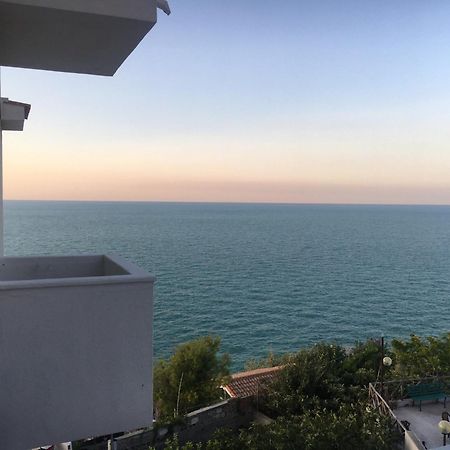 Hotel 佩斯基奇 外观 照片
